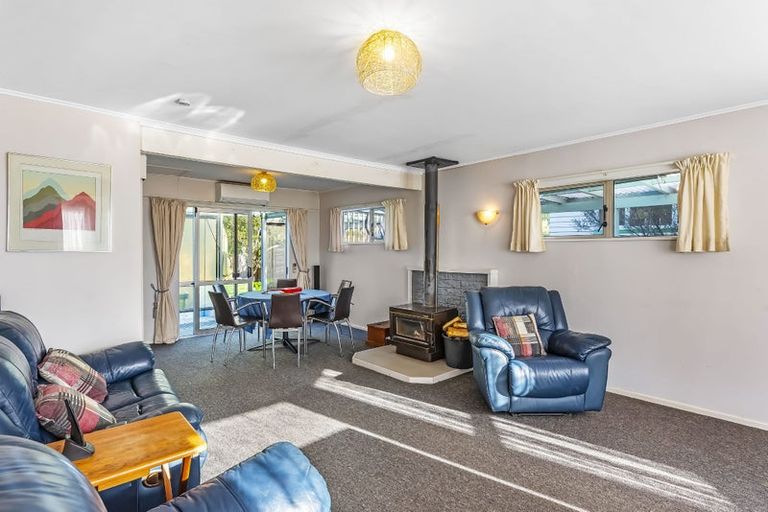 Photo of property in 110 Arawhata Road, Paraparaumu, 5032