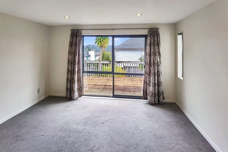 Photo of property in 19 Wye Oak Drive, Schnapper Rock, Auckland, 0632