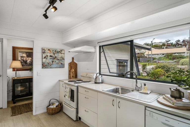 Photo of property in 2 Kassa Rise, Helensville, 0800