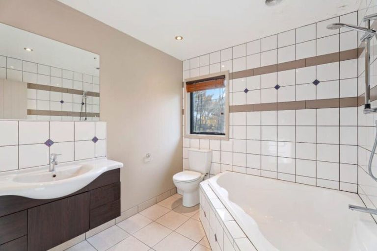 Photo of property in 60 Mount Iron Drive, Wanaka, 9305