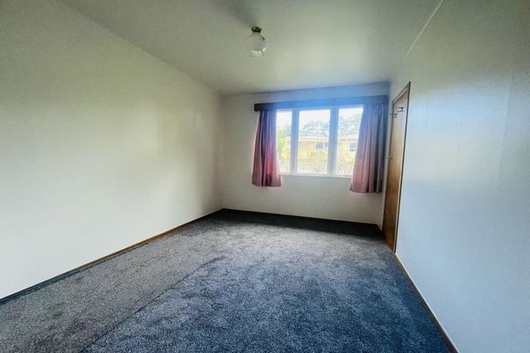 Photo of property in 70 Lake Road, Northcote, Auckland, 0627