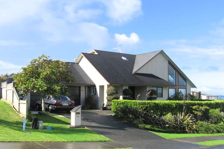 Photo of property in 119 Grovenor Drive, Orewa, 0931