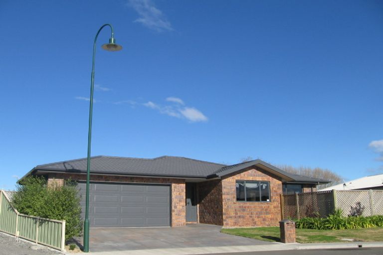 Photo of property in 19 Chelsea Drive, Taradale, Napier, 4112