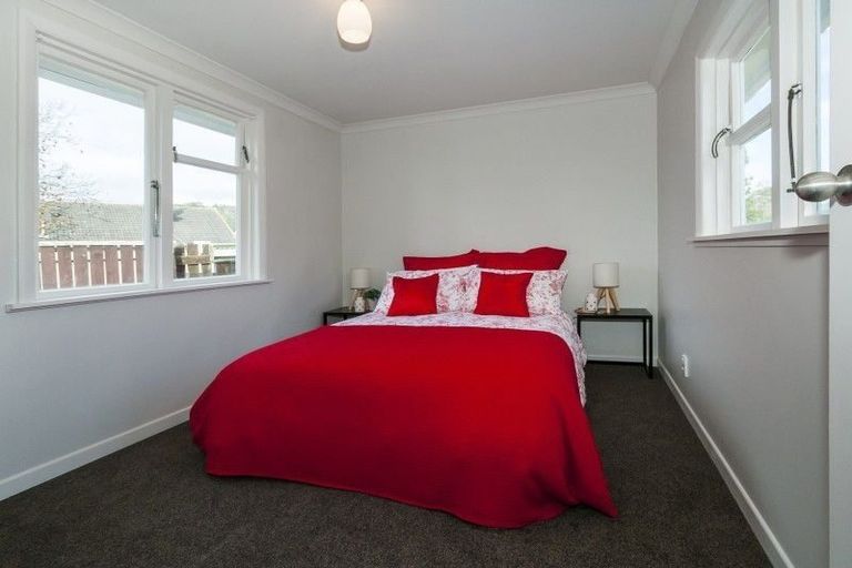 Photo of property in 65 Molesworth Street, Taita, Lower Hutt, 5011