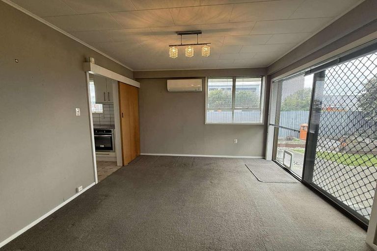 Photo of property in 2/112 Mcleod Street, Camberley, Hastings, 4120