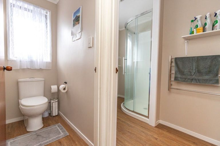 Photo of property in 11unit Albert Street, Paeroa, 3600