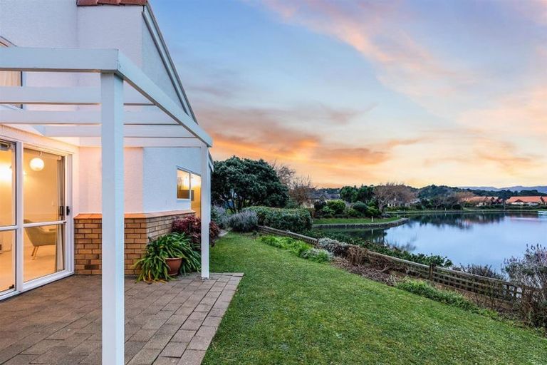Photo of property in 1 Lakeside Villas, Whitby, Porirua, 5024