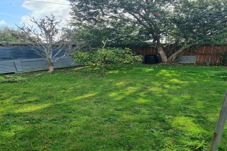 Photo of property in 2/2a Hutt Road, Manurewa, Auckland, 2102