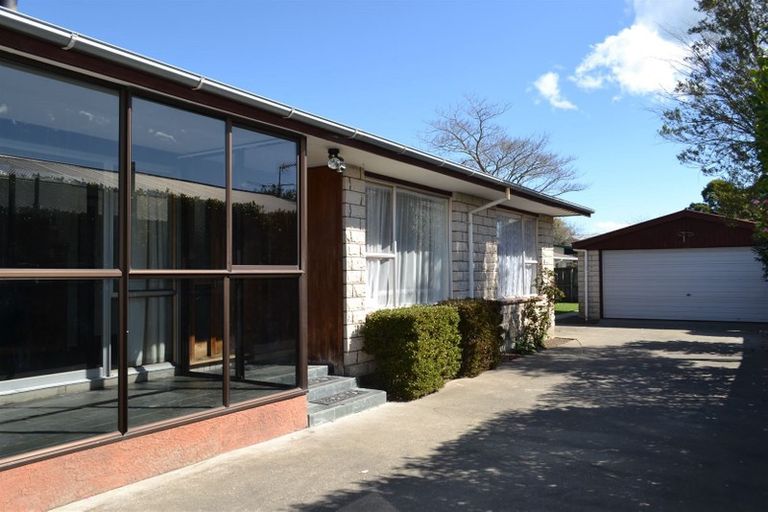 Photo of property in 35 Gibbs Drive, Woodend, 7610