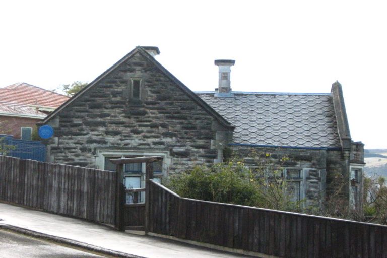 Photo of property in 127 Queen Street, North Dunedin, Dunedin, 9016