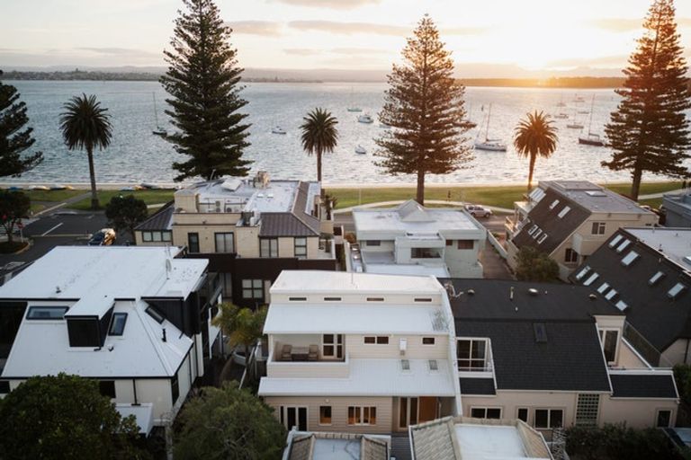Photo of property in 3b Prince Avenue, Mount Maunganui, 3116