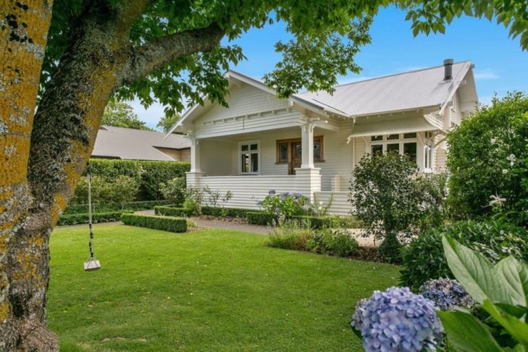 Photo of property in 6 Grosvenor Street, Cambridge, 3434