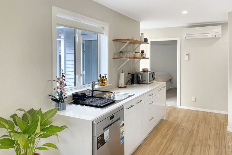 Photo of property in 340a Fergusson Drive, Heretaunga, Upper Hutt, 5018