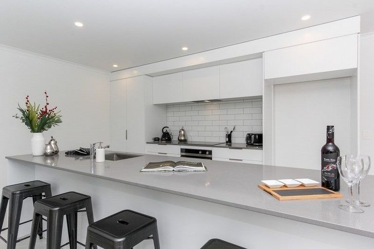 Photo of property in 87c Rata Street, Inglewood, 4330