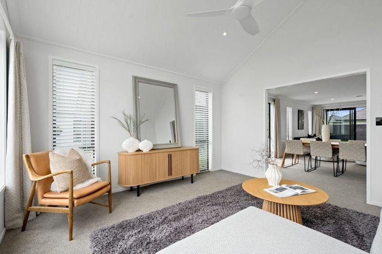 Photo of property in 28 Isobel Hodgson Drive, Cambridge, 3434