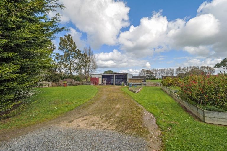 Photo of property in 54 Old Kips Road, Ashhurst, Palmerston North, 4470