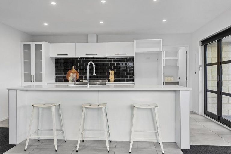 Photo of property in 5 Sincock Place, Kaiapoi, 7630