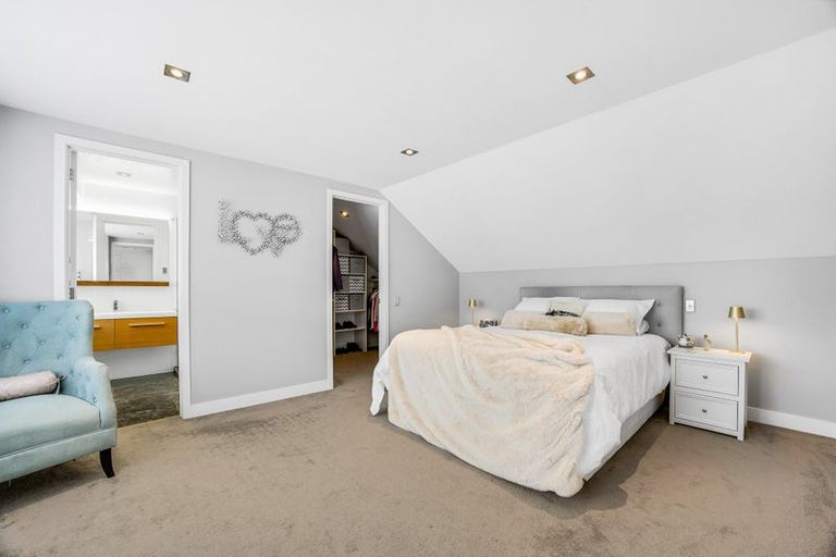 Photo of property in 28b Bluefin Way, West Harbour, Auckland, 0618