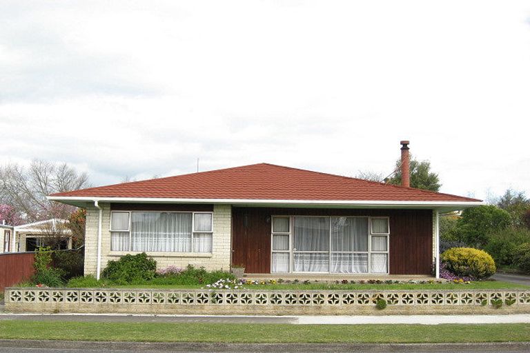 Photo of property in 1 Mclean Terrace, Waipukurau, 4200