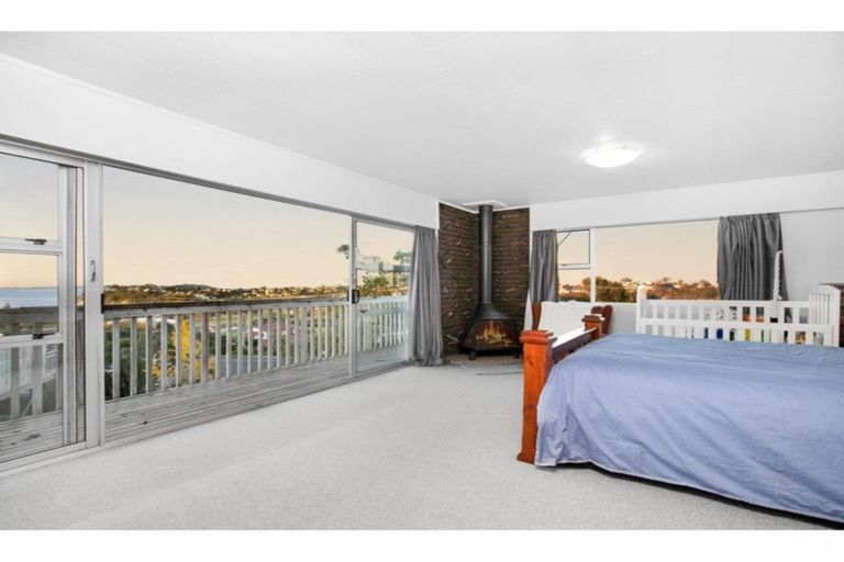 Photo of property in 12 Kauri Road, Stanmore Bay, Whangaparaoa, 0932