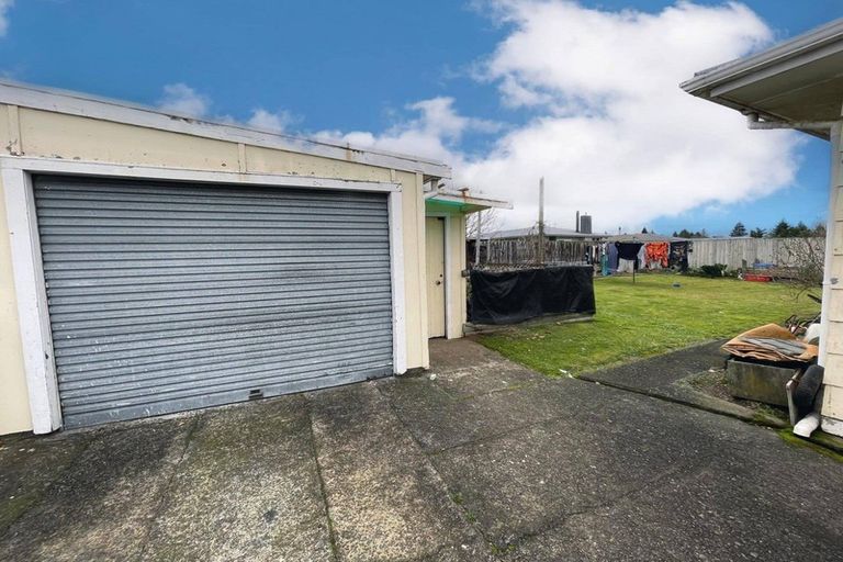 Photo of property in 261 Balmoral Drive, Tokoroa, 3420