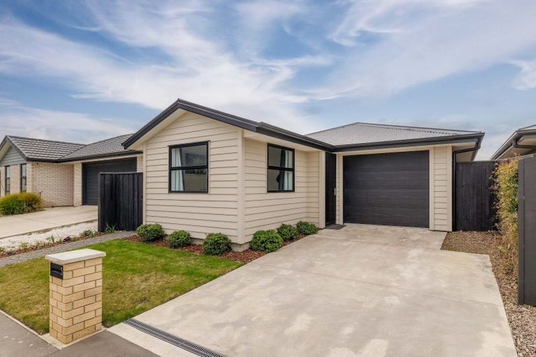 Photo of property in 5 Jean Batten Lane, Rolleston, 7615