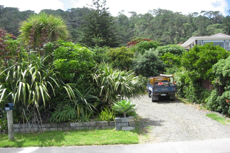 Photo of property in 22 Domain Crescent, Muriwai, Waimauku, 0881