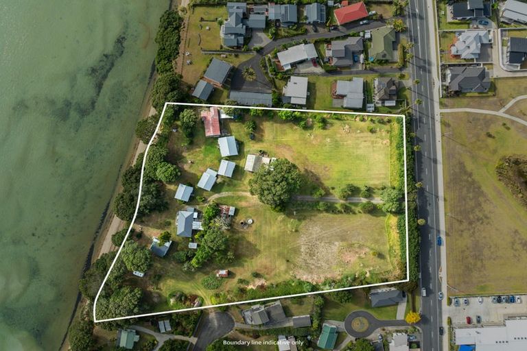 Photo of property in 156 One Tree Point Road, One Tree Point, 0118