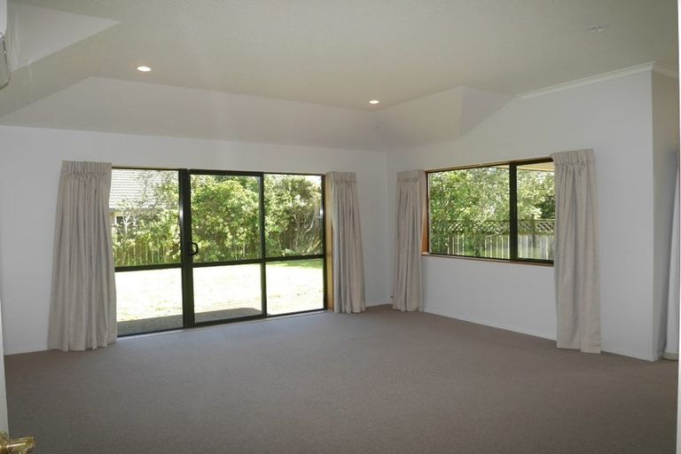 Photo of property in 77 Michael Road, Paraparaumu Beach, Paraparaumu, 5032