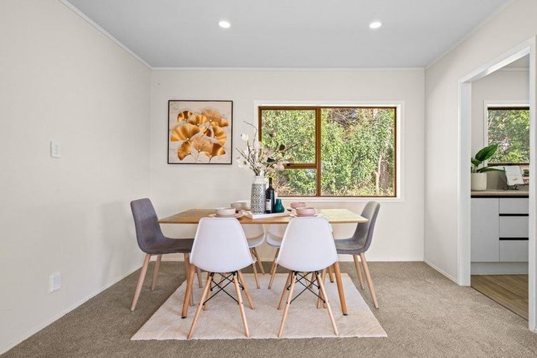 Photo of property in 351 Triangle Road, Massey, Auckland, 0614