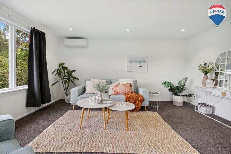 Photo of property in 10 Sheehy Grove, Wainuiomata, Lower Hutt, 5014