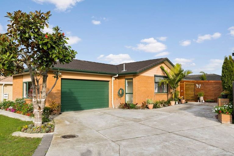 Photo of property in 6 Caldecote Place, Flat Bush, Auckland, 2019