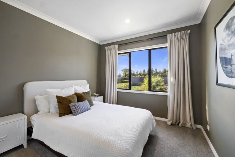 Photo of property in 106 Airport Drive, New Plymouth Airport, New Plymouth, 4373