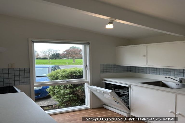 Photo of property in 59 Maidstone Road, Ilam, Christchurch, 8041