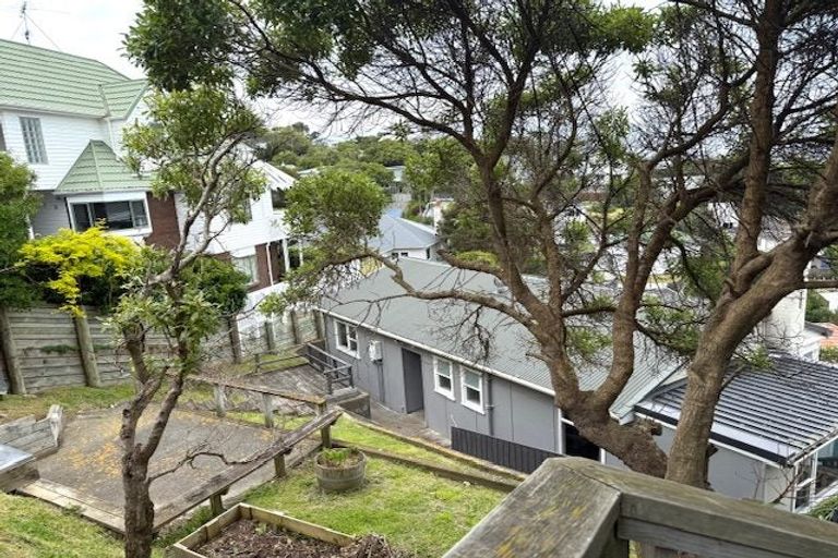 Photo of property in 50 Townsend Road, Miramar, Wellington, 6022