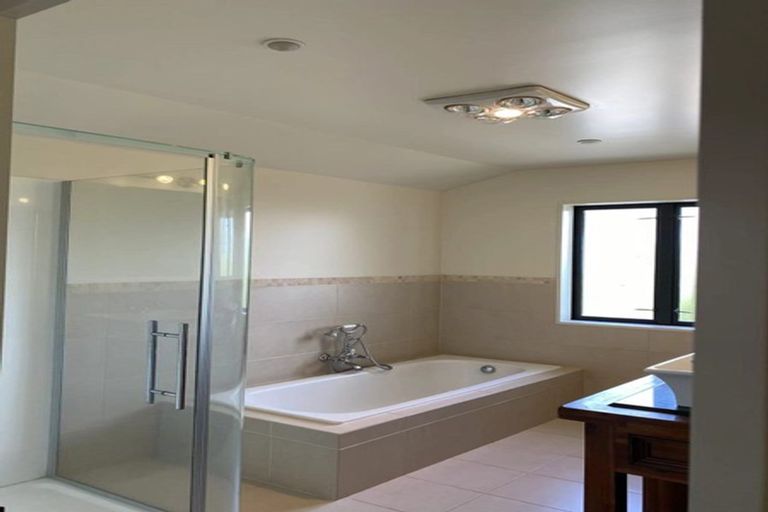 Photo of property in 36 Glen Oaks Drive, Northwood, Christchurch, 8051