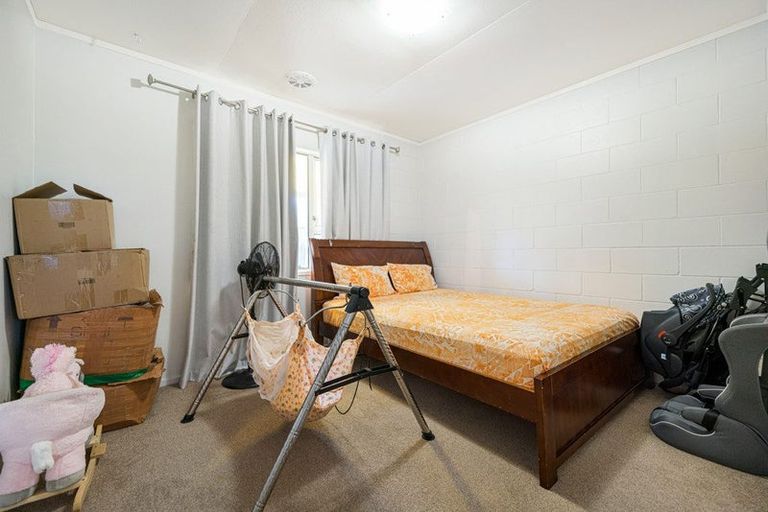 Photo of property in 87 Nikau Street, New Lynn, Auckland, 0600