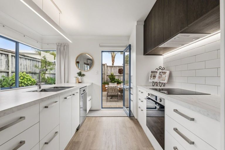 Photo of property in 16 Kaimanawa Street, Mount Maunganui, 3116