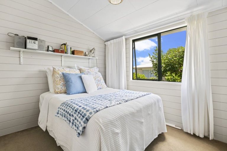Photo of property in 10a Brandon Road, Manly, Whangaparaoa, 0930