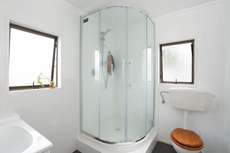 Photo of property in 1 Glengarry Place, Hilltop, Taupo, 3330
