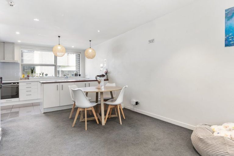 Photo of property in Altar Apartments, 56/120u Rintoul Street, Newtown, Wellington, 6021