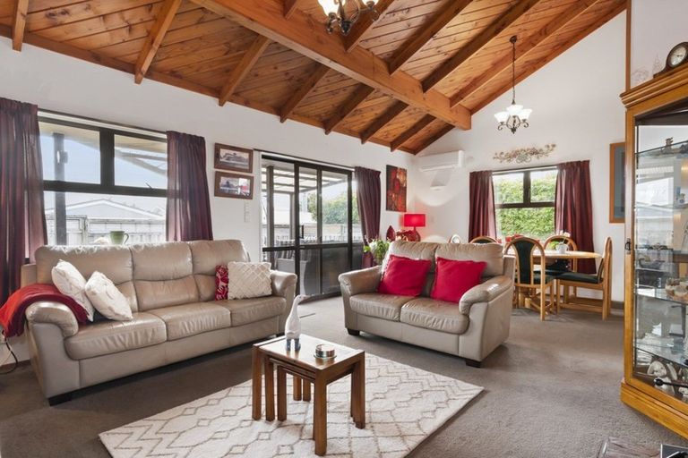 Photo of property in 54b Hinewa Road, Otumoetai, Tauranga, 3110