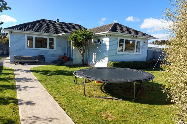 Photo of property in 5 Hood Avenue, Heretaunga, Upper Hutt, 5018