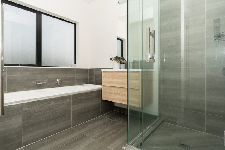 Photo of property in 34u2 Maggie Place, Chartwell, Hamilton, 3281