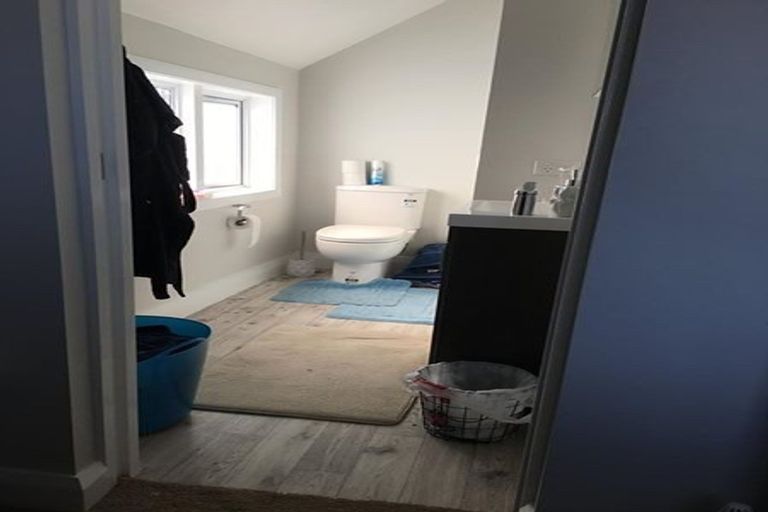 Photo of property in 64 Constable Street, Newtown, Wellington, 6021