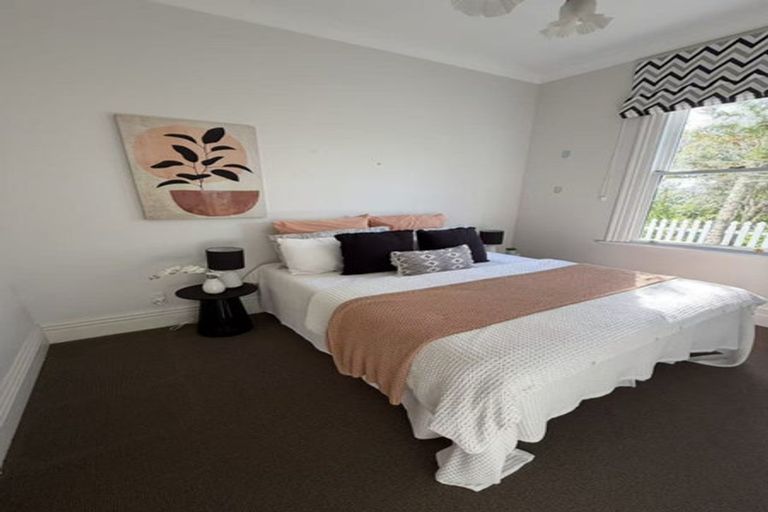 Photo of property in 68 Beauchamp Street, Karori, Wellington, 6012