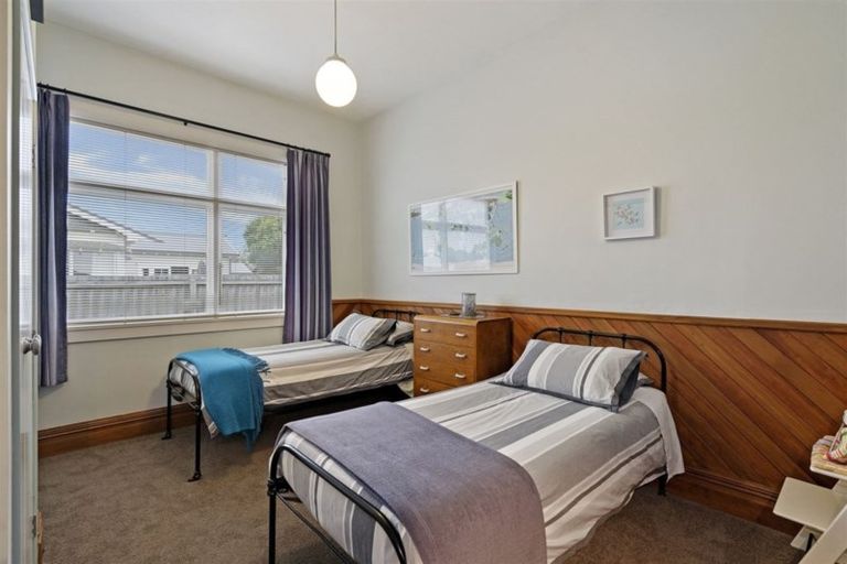 Photo of property in 89 Selwyn Street, Somerfield, Christchurch, 8024
