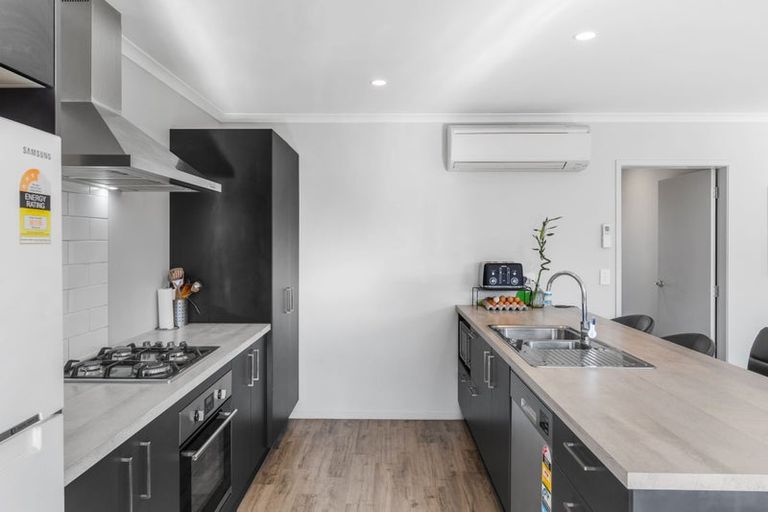 Photo of property in 10 Joy Place, Rolleston, 7614