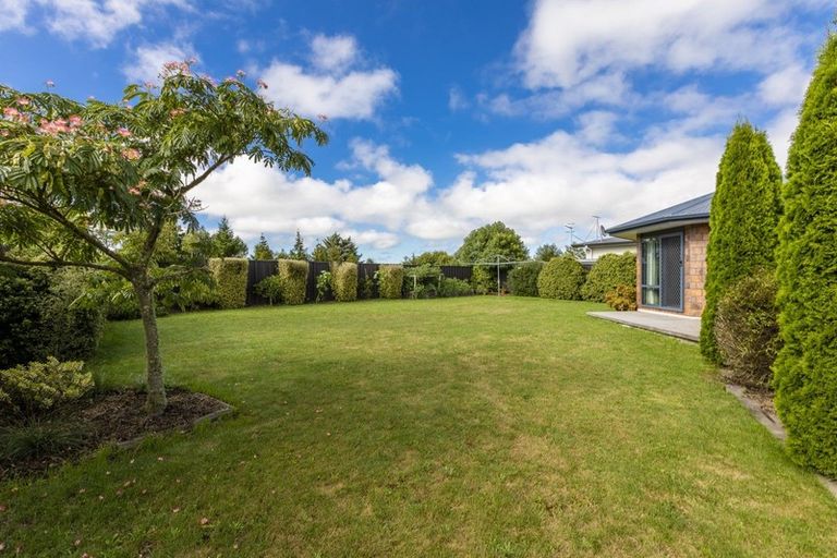 Photo of property in 10 Parkland Drive, Waipawa, 4210
