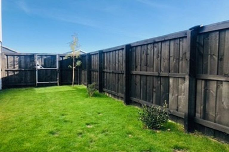 Photo of property in 52 Tippet Crescent, Wigram, Christchurch, 8025